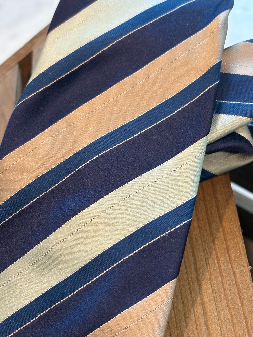 Giorgio Armani Men's Silk Tie, Navy/Beige/Lt Blue Diagonal Stripe, NWOT, - Picture 3 of 8